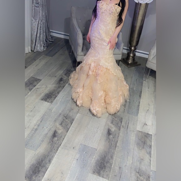 Sherri hill gown - Picture 10 of 12